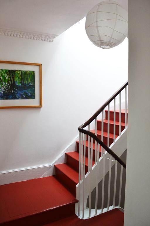 8A Spring Gardens Hotel Haverfordwest Eksteriør billede